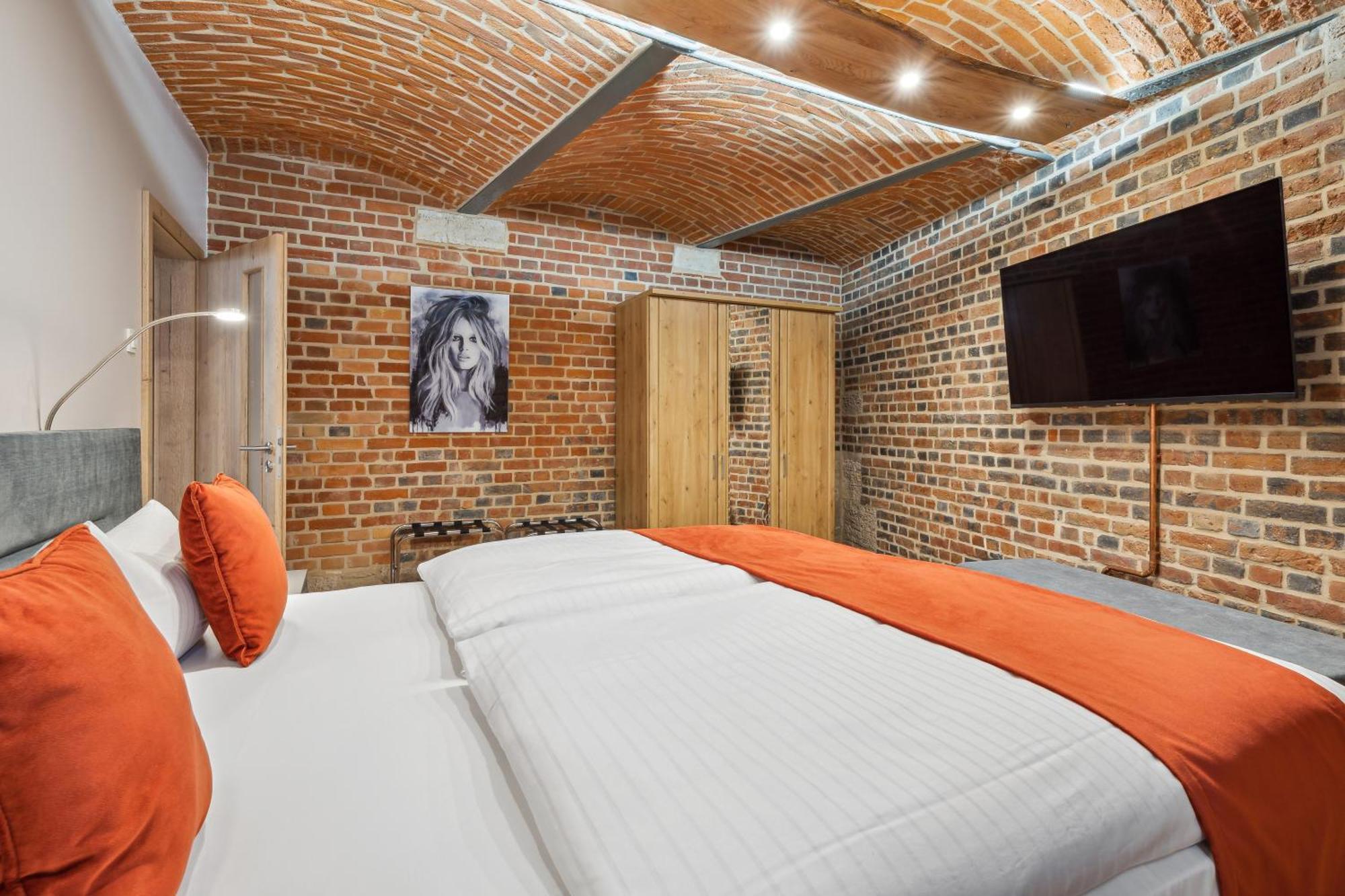 Apartmenthaus Schlag Naumburg  Bagian luar foto